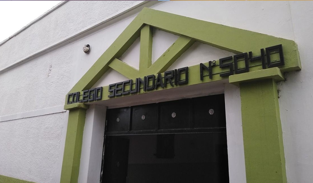 Violento enfrentamiento en Orán: Un estudiante hirió a dos compañeros con un cuchillo