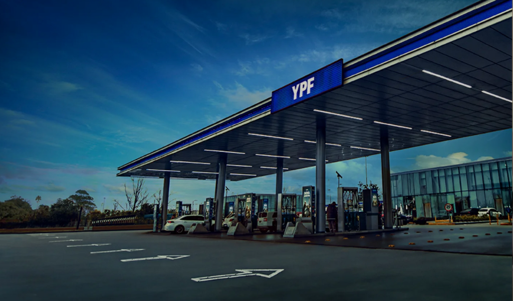 En poco más de una semana los diferentes combustibles subieron en Salta hasta $30