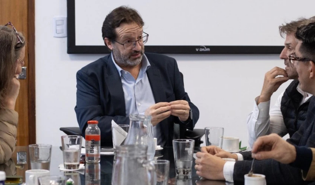 Denuncian que el INDEC modificó el índice de actividad para que no revele que la economía está en recesión