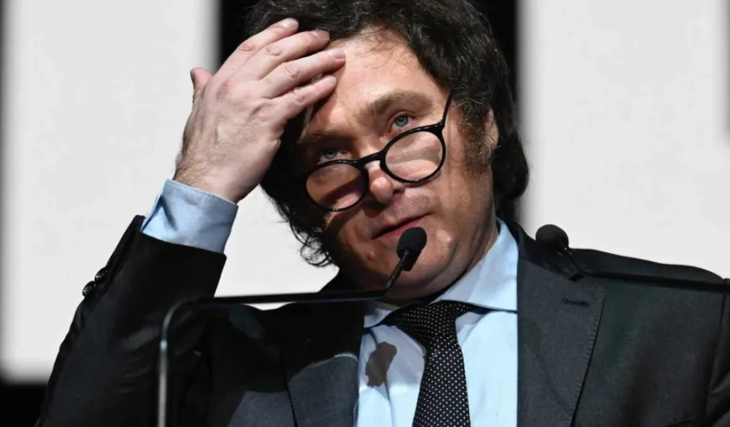 "Mier…humana”: Milei atacó duramente al periodista Franco Mercuriali