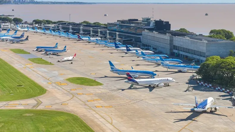 Confirmaron un paro en aeropuertos de toda la Argentina para este jueves y viernes