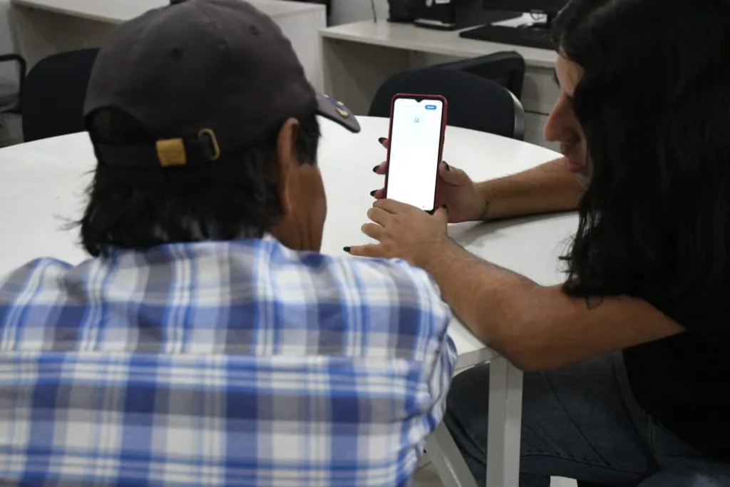 Vuelve “Bancarízate”, un taller gratuito de inclusión financiera para adultos mayores que se dictará en el teatro Municipal