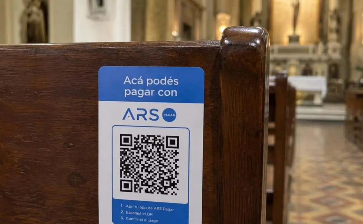 La limosna también se paga con QR: iglesias de Córdoba suman pagos digitales
