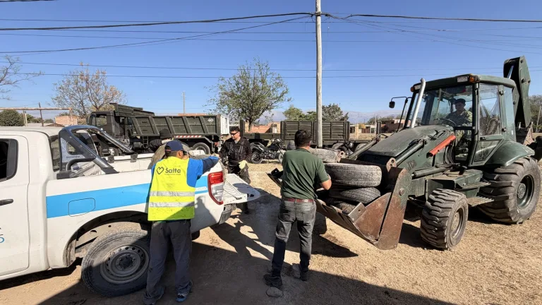 ¡Atención, vecinos! Se vienen operativos de descacharrados este viernes en Barrio Universitario y Parque Belgrano