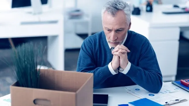 Precarización laboral en Argentina: quienes pierden un empleo formal y pasan al cuentapropismo ganan hasta un 28% menos