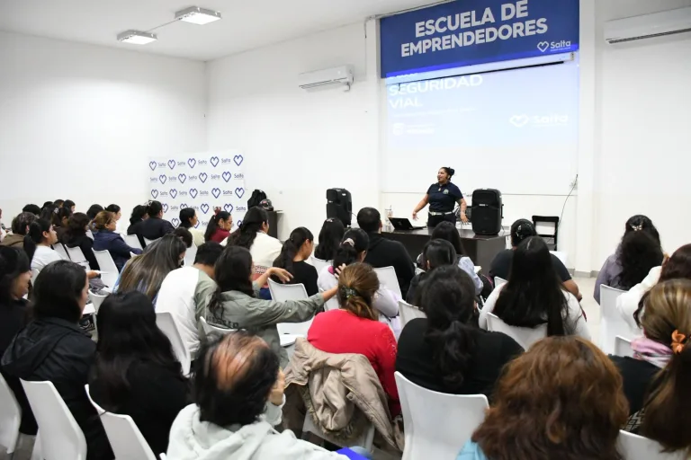 Tu primera licencia, más cerca: la Escuela de Manejo Municipal ya capacita a 200 nuevos alumnos