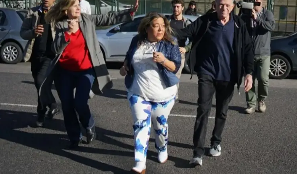 La escribana de Manuel Adorni volvió a declarar y sembró más dudas sobre el origen de los fondos