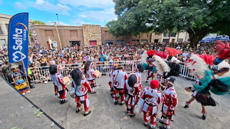 La ciudad de Salta  vivió un finde largo a puro amor y carnaval con una agenda cargada de propuestas culturales, románticas y tradicionales