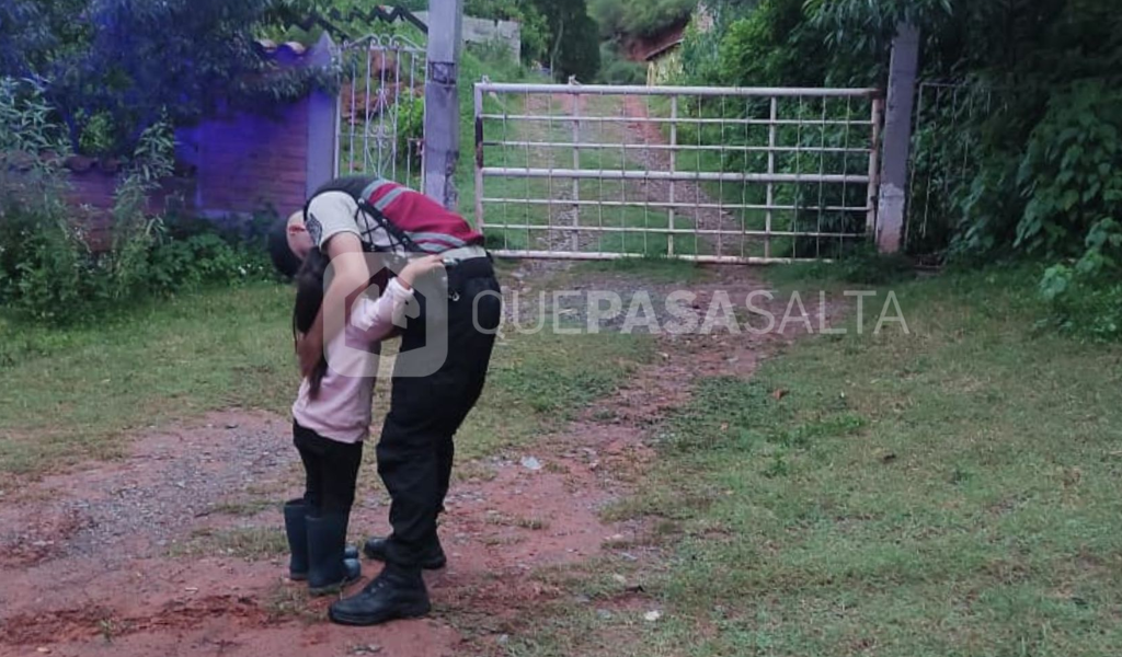 FINAL FELIZ EN CHICOANA: Rescataron sana y salva a la nena de 6 años perdida en los cerros