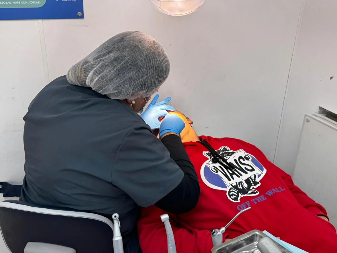 Hasta el 9 de octubre el Móvil Odontológico del municipio brinda atención a vecinos de barrio Castañares