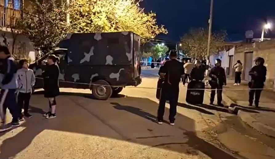 URGENTE: Asesinaron a un hombre en Barrio Norte Grande La víctima tenía 33 años y fue atacada con un machete