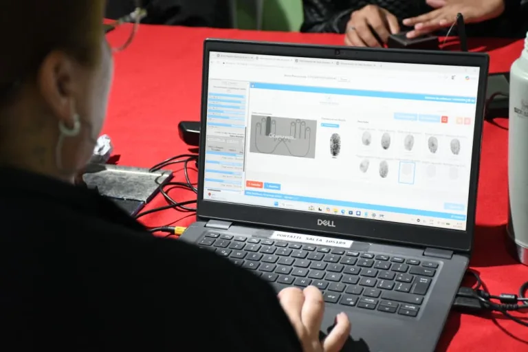 El municipio facilitó trámites de DNI a cientos de vecinos en Villa Lavalle