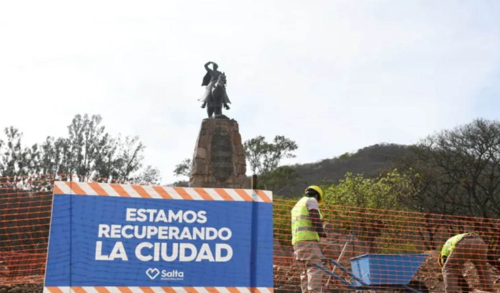 Monumento a Güemes: El municipio realiza obras en la zona de las escalinatas para brindar un entorno seguro y agradable