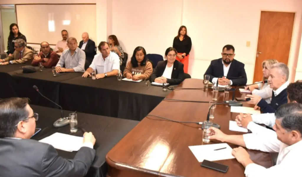 Acusan a los anestesistas de Salta  de "monopolio" y alertan por una parálisis de quirófanos: ”Tenemos personas oncológicos y diabéticos esperando”