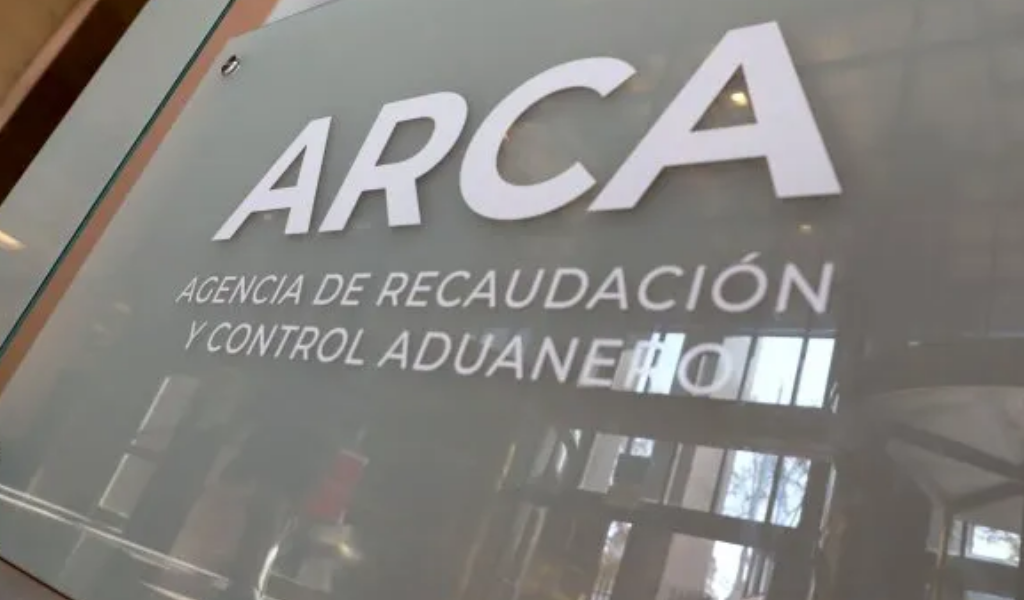 La recaudación tributaria de enero no trae buenas noticias al Gobierno de Milei: confirma el freno de la economía