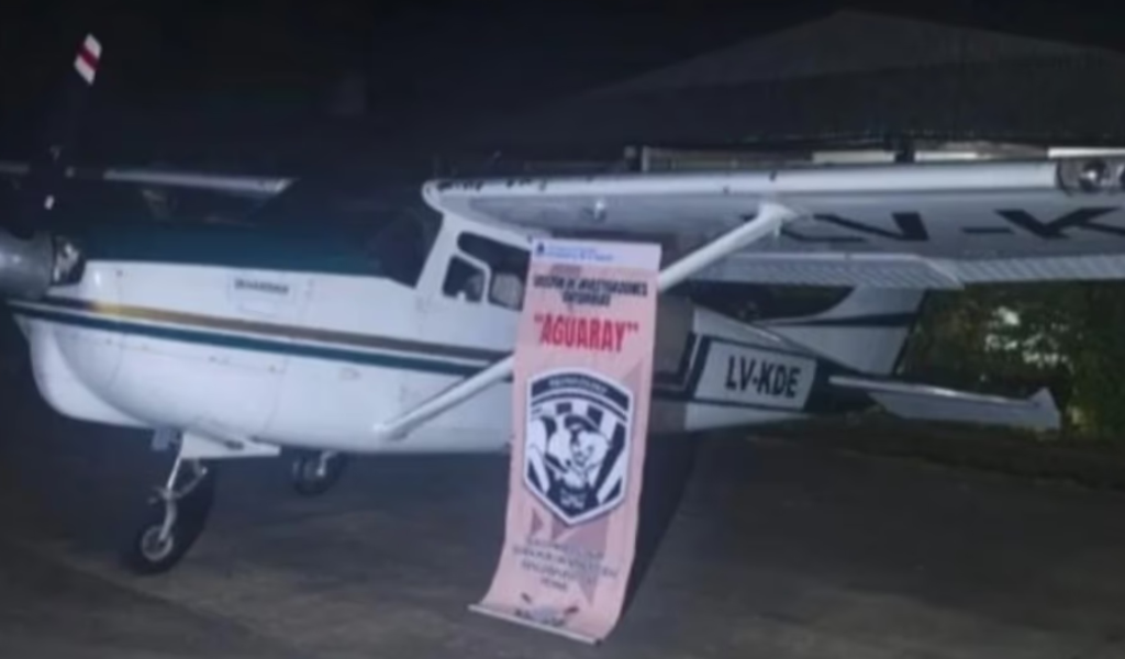 En General Mosconi detienen a dos bolivianos por intentar sacar una avioneta de manera clandestina