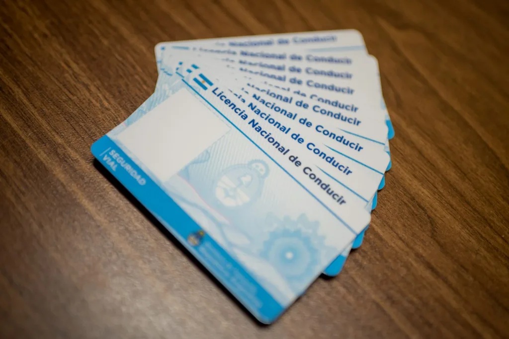 Adultos mayores de la ciudad de Salta tendrán un 50% de descuento en la renovación de la Licencia de Conducir
