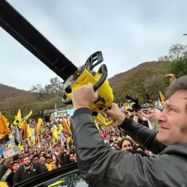 Una encuesta revela el éxodo de votantes de  Milei y un quiebre de 