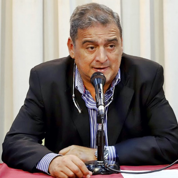 El ministro de Salud de Salta acusó a un grupo de anestesistas de extorsionadores: 