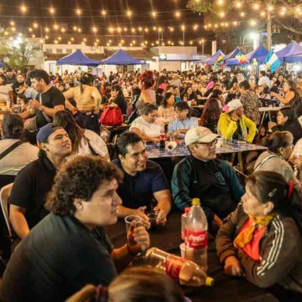 Más de 5 mil personas disfrutaron de la Serenata a Bolivia en el Distrito Cultural Dino Saluzzi