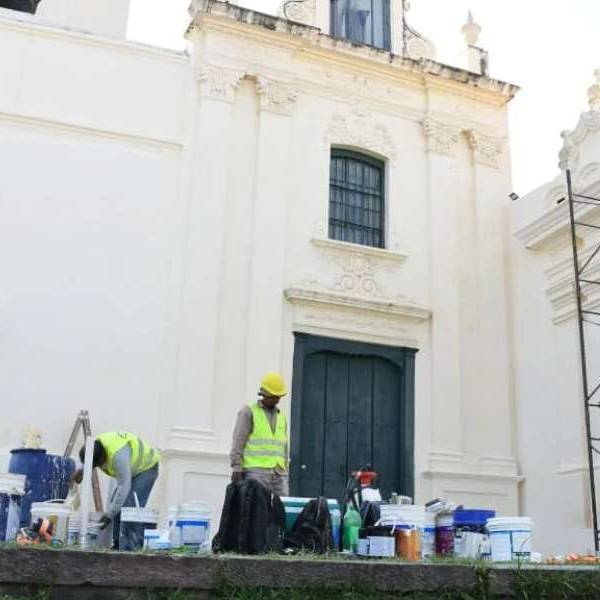 El Convento San Bernardo ya luce una nueva fachada: La Municipalidad trabaja en los detalles finales de este histórico edificio