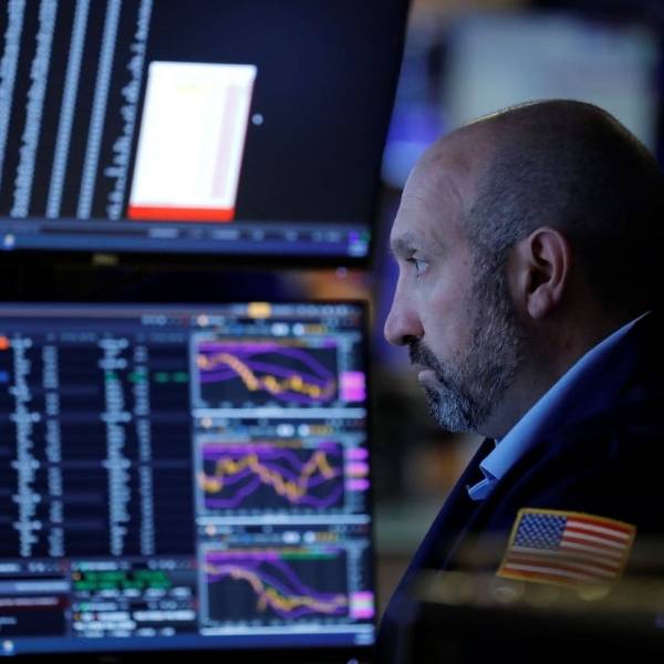 El riesgo país superó los 900 por primera vez en cinco meses