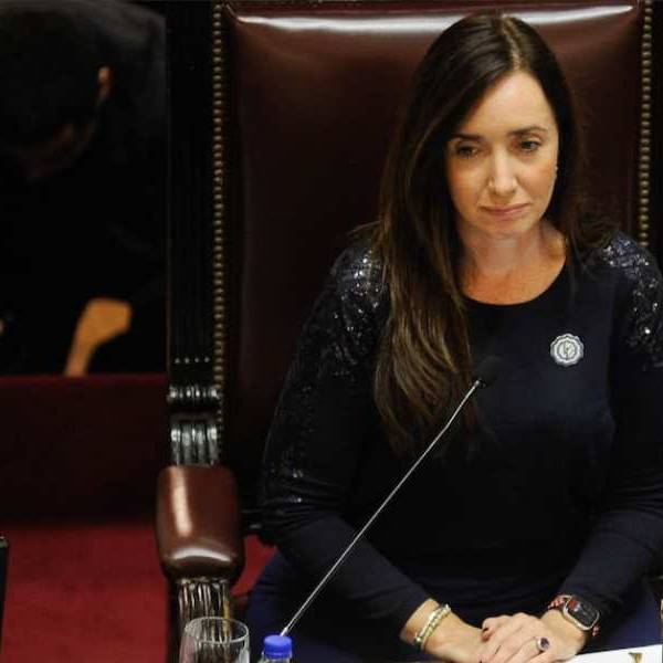 Villarruel sigue presionando: “Estamos esperando todos la declaración jurada de Adorni”