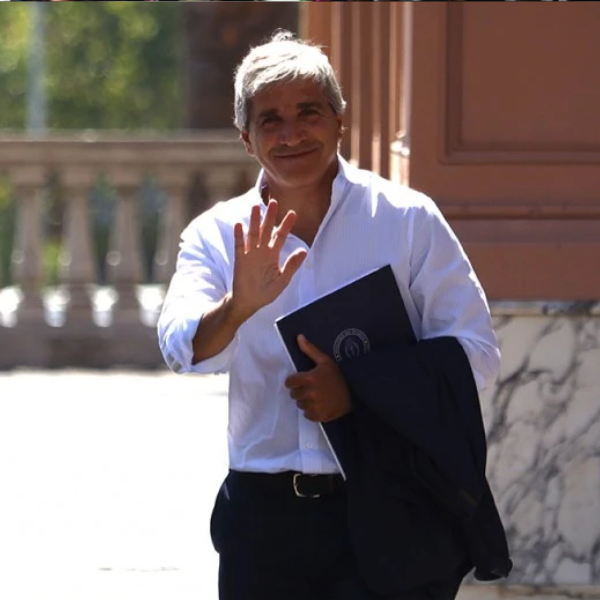 La planta en Argentina de cerveza Corona planea echar a la mitad de sus trabajadores por la caída del consumo