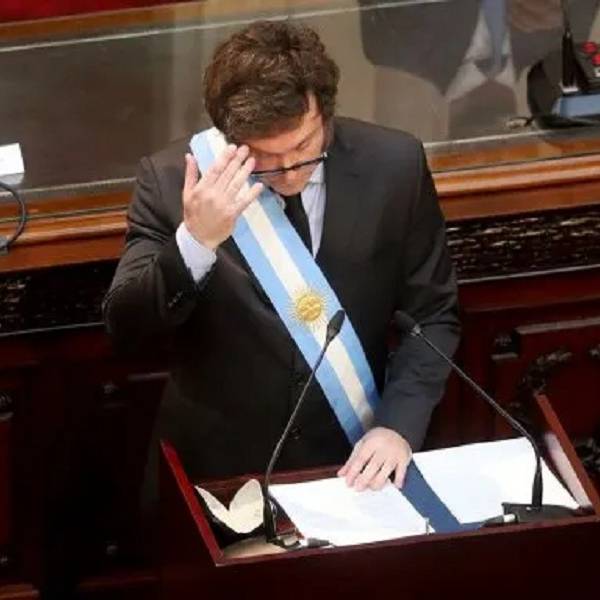 Fuertes repercusiones internacionales a un nuevo revés del Gobierno: 