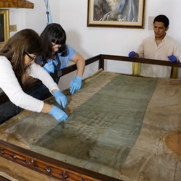 Concejales de Gral. Mosconi buscan repatriar la bandera que el Gral. Manuel Belgrano dejó en Bolivia