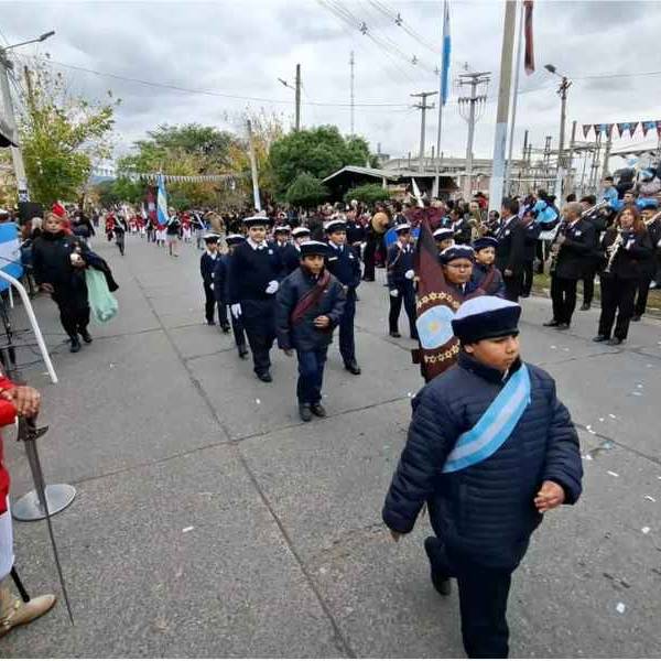 La Ciudad de Salta conmemoró el 216° aniversario de la Revolución de Mayo