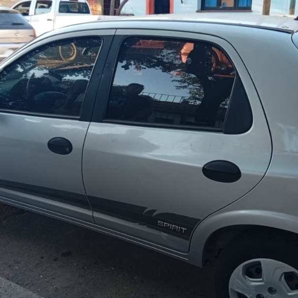 Campo Quijano: Lo atrajeron con un perfil falso, lo llevaron a una zona rural y le robaron el auto a punta de cuchillo