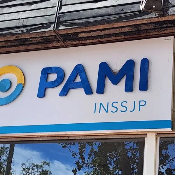 Comenzó el paro nacional de médicos del PAMI por 96 horas