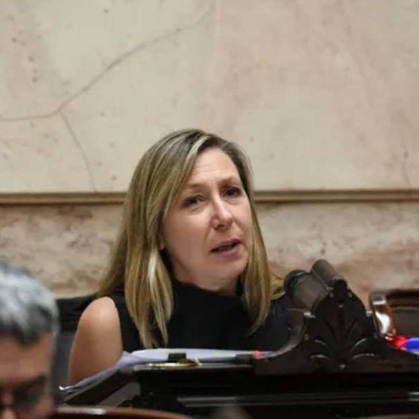 El dilema político del momento: ¿El crecimiento de Myriam Bregman complica a Milei o Kicillof?