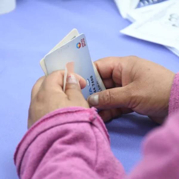 La Municipalidad de Salta acompaña y extiende una mano a los pacientes oncológicos: Amplió la entrega del Boleto Solidario a personas sin obra social y con domicilio en la ciudad