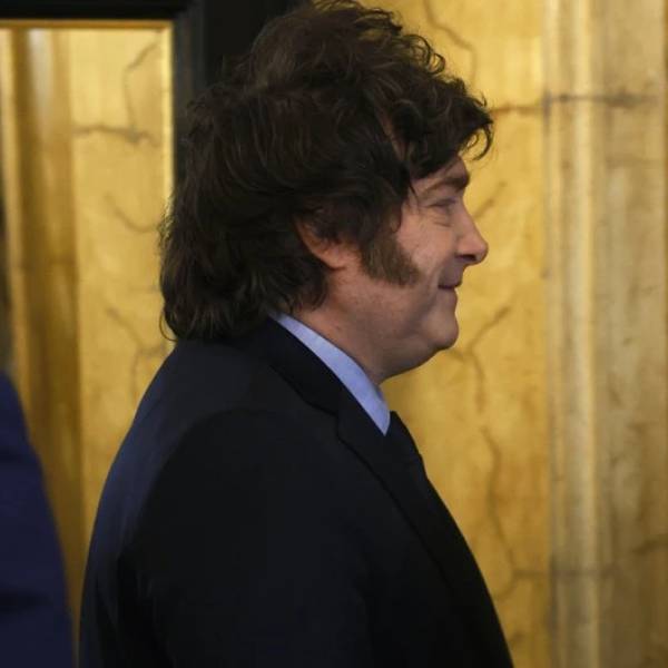 Milei trató al periodista Bonelli de 
