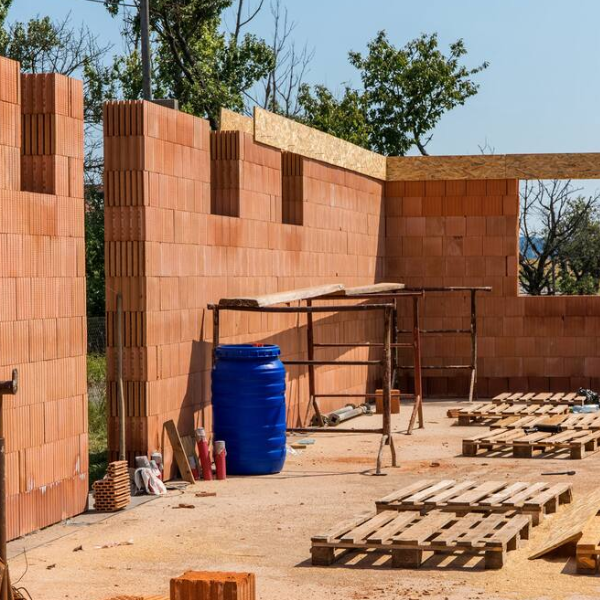 El sueño de la casa propia se encarece: Construir hoy en Salta ya exige una inversión base de 1.000 dólares por metro cuadrado