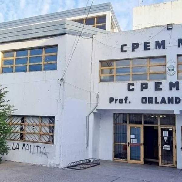 Terror en una escuela de Neuquén: Un alumno ingresó un arma y baleó a un compañero