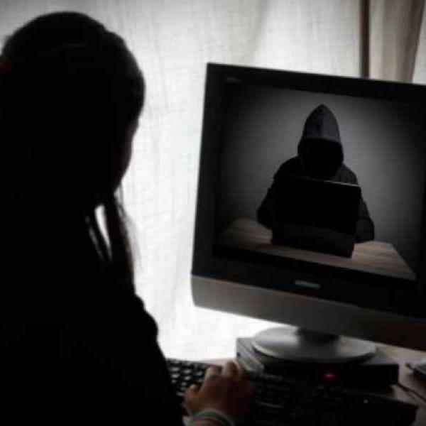 Una mujer de 31 años fue detenida en Rosario de Lerma por grooming y distribución de material de abuso sexual infantil