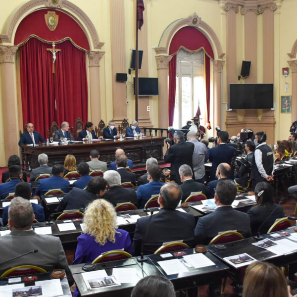 Mano dura contra los escapes libres: Diputados salteños aprobaron sanciones para conductores que causen ruidos molestos