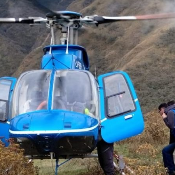 Rosario de Lerma: con un helicóptero rescataron a un hombre de 90 años que se había descompensado en los cerros