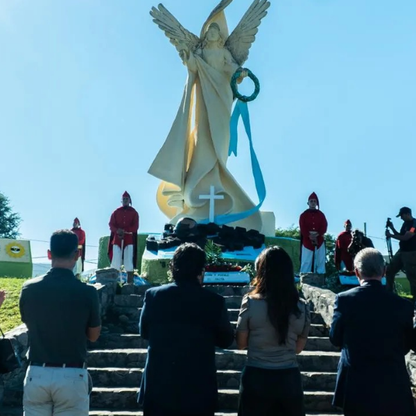 La ciudad conmemoró el 44° aniversario del Día del Veterano y de los Caídos en Malvinas