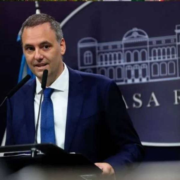 Presunto enriquecimiento ilícito: El fiscal Pollicita investigaría más de 10 viajes de Manuel Adorni al exterior