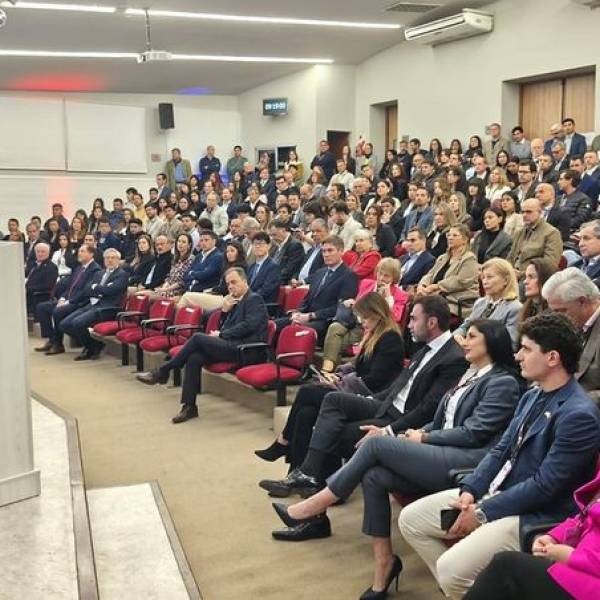 China expande su influencia minera y fortalece la relación comercial con Salta