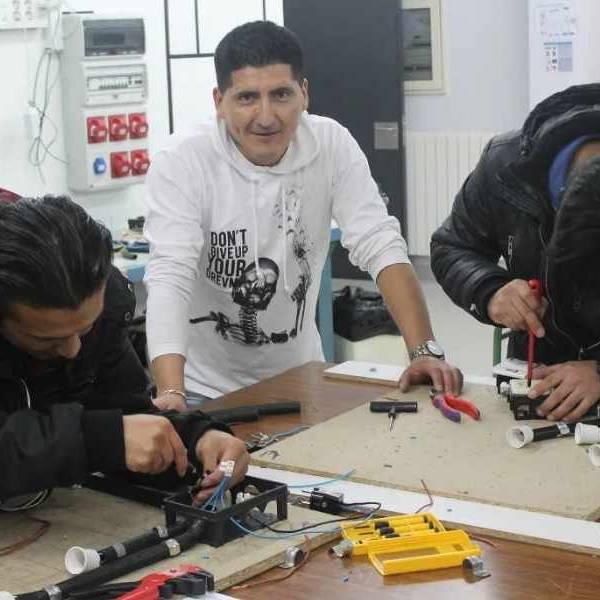 Agendá las fechas y potenciá tu futuro: Del lunes  6 al 10 de abril, el municipio llega con capacitaciones gratuitas a diferentes barrios