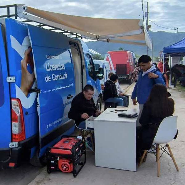 A partir de este lunes 13 el Móvil de Licencias atenderá en Mosconi, en el CIC de Bicentenario y en Villa Lavalle