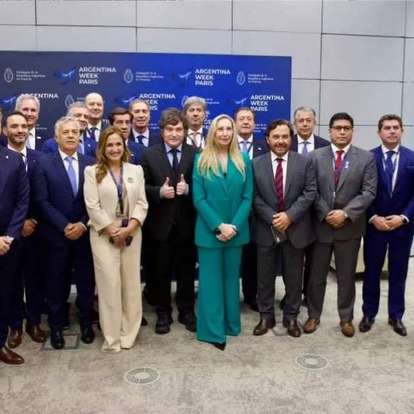 Argentina Week: En París Sáenz participó de una reunión con el presidente Milei y gobernadores