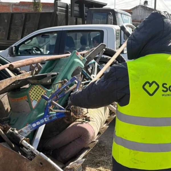 Excelente participación de los vecinos: En el barrio 15 de Febrero se realizó un nuevo operativo de descacharrado