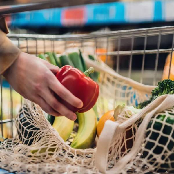 Según el INDEC una familia tipo necesitó $ 1.176.852 en septiembre para no ser pobre