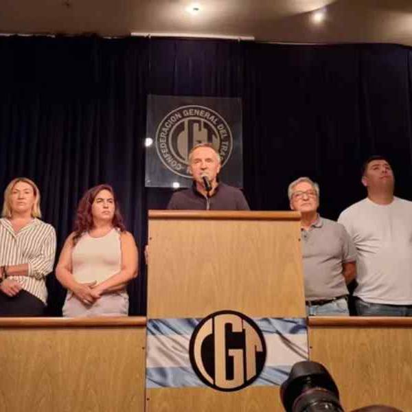 La CGT relanza su plan de lucha con marchas y analiza un paro general en rechazo a la reforma laboral